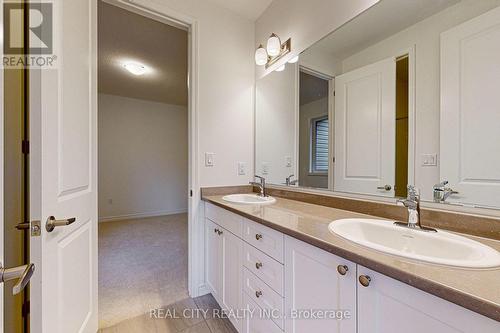 47 Mcbride Trail, Barrie, ON - Indoor Photo Showing Bathroom