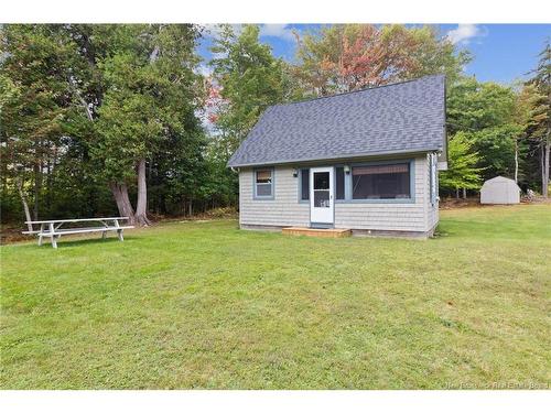 1276 Cox Point Rd, Cumberland Bay, NB 