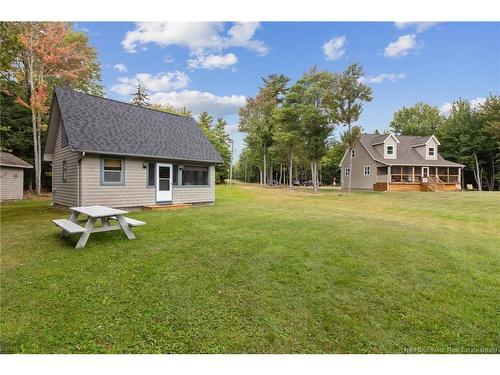 1276 Cox Point Rd, Cumberland Bay, NB 