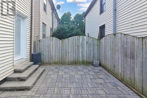 521 Hughson Street N, Hamilton, ON - Outdoor