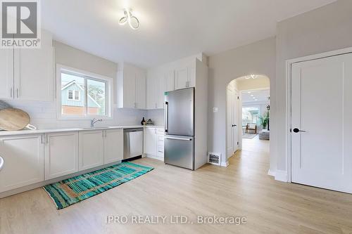 521 Hughson Street N, Hamilton, ON - Indoor Photo Showing Kitchen