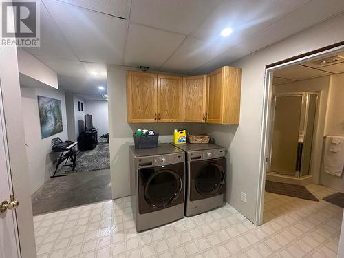 118 Weeks Road, Genelle, BC - Indoor Photo Showing Laundry Room