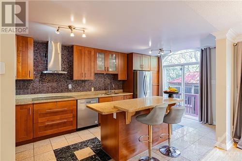 22 Mcpeake Place, Ottawa, ON - Indoor Photo Showing Kitchen