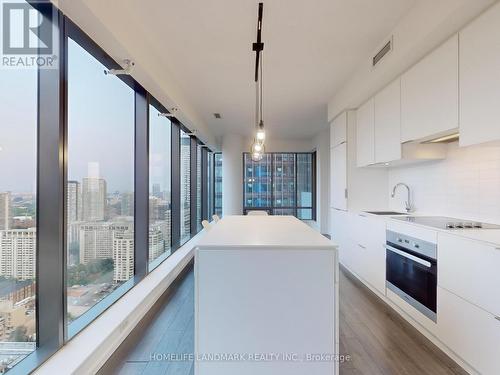 3102 - 5 St Joseph Street, Toronto, ON - Indoor Photo Showing Kitchen