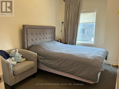 106 Laskin Drive, Vaughan, ON - Indoor Photo Showing Bedroom