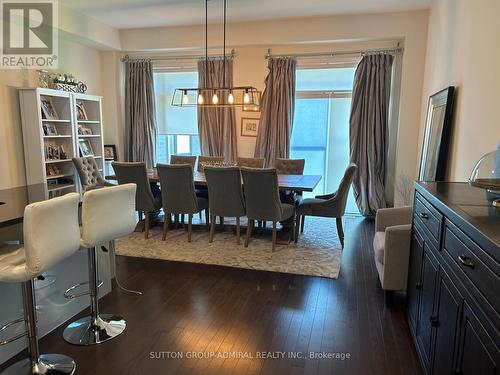 106 Laskin Drive, Vaughan, ON - Indoor Photo Showing Dining Room