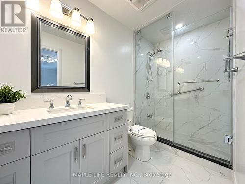 48 Brookshill Crescent, Richmond Hill, ON - Indoor Photo Showing Bathroom