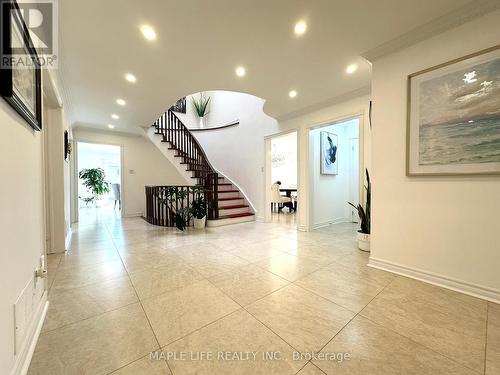 48 Brookshill Crescent, Richmond Hill, ON - Indoor Photo Showing Other Room