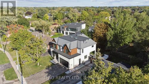 2082 Bridge Road W, Oakville, ON - Outdoor With View