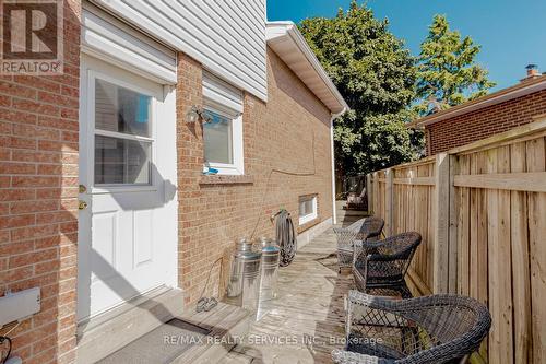 32 Simmons Boulevard, Brampton, ON - Outdoor With Exterior