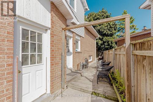 32 Simmons Boulevard, Brampton, ON - Outdoor With Exterior