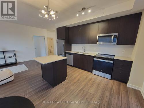 1908 - 55 Duke Street N, Kitchener, ON - Indoor Photo Showing Kitchen