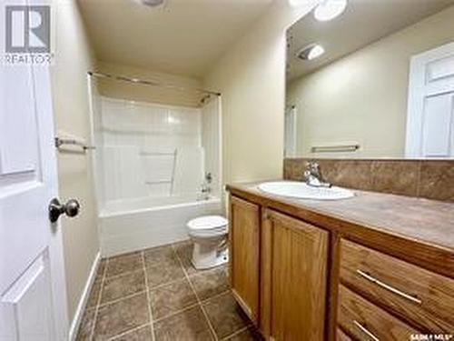 336 T Avenue S, Saskatoon, SK - Indoor Photo Showing Bathroom