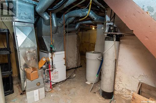 308 2Nd Street E, Wynyard, SK - Indoor Photo Showing Basement