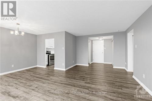 1111 - 2760 Carousel Crescent, Ottawa, ON - Indoor