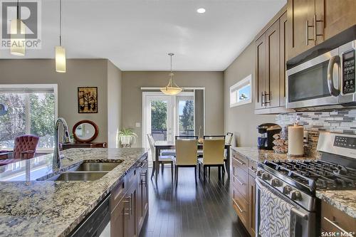 5262 Aviator Crescent, Regina, SK - Indoor Photo Showing Kitchen With Stainless Steel Kitchen With Double Sink With Upgraded Kitchen