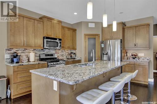 5262 Aviator Crescent, Regina, SK - Indoor Photo Showing Kitchen With Stainless Steel Kitchen With Upgraded Kitchen