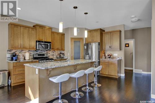 5262 Aviator Crescent, Regina, SK - Indoor Photo Showing Kitchen With Stainless Steel Kitchen With Upgraded Kitchen