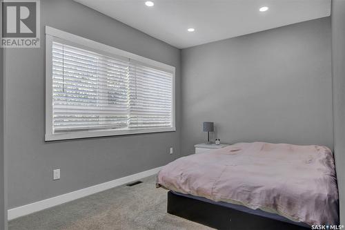 311 Lorne Street, Regina, SK - Indoor Photo Showing Bedroom