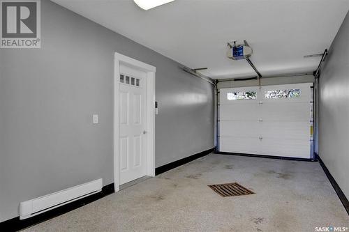 311 Lorne Street, Regina, SK - Indoor Photo Showing Garage