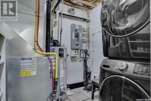 311 Lorne Street, Regina, SK - Indoor Photo Showing Laundry Room