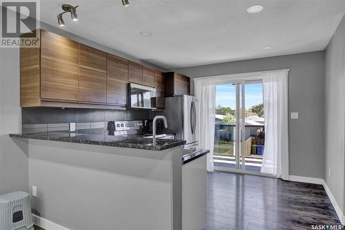 311 Lorne Street, Regina, SK - Indoor Photo Showing Kitchen