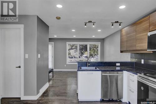 311 Lorne Street, Regina, SK - Indoor Photo Showing Kitchen