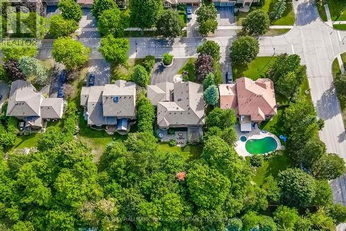 7 Falling Leaf Court, Aurora, ON - Outdoor With View