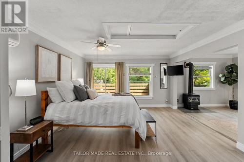 42 Centre Street N, Brampton, ON - Indoor Photo Showing Bedroom