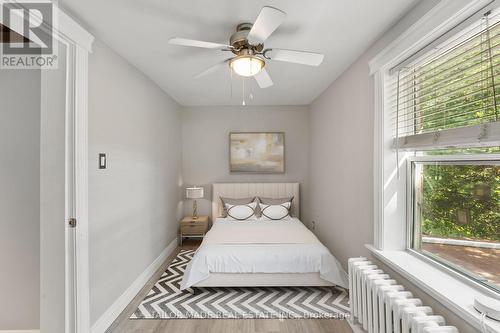 42 Centre Street N, Brampton, ON - Indoor Photo Showing Bedroom