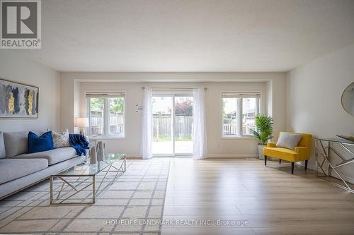 765 Laurelwood Drive, Waterloo, ON - Indoor Photo Showing Living Room