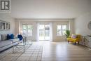 765 Laurelwood Drive, Waterloo, ON  - Indoor Photo Showing Living Room 