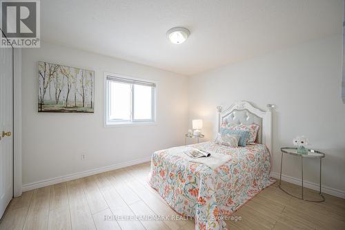 765 Laurelwood Drive, Waterloo, ON - Indoor Photo Showing Bedroom