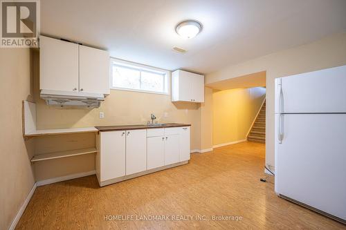 765 Laurelwood Drive, Waterloo, ON - Indoor Photo Showing Kitchen