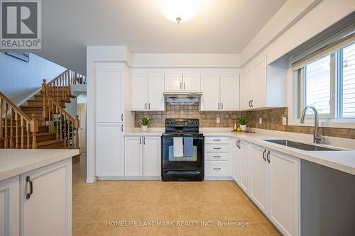 765 Laurelwood Drive, Waterloo, ON - Indoor Photo Showing Kitchen