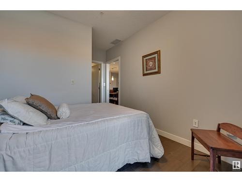 #505 10238 103 St Nw, Edmonton, AB - Indoor Photo Showing Bedroom