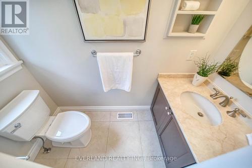 8 Elliotwood Court, Toronto, ON - Indoor Photo Showing Bathroom