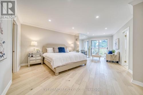 8 Elliotwood Court, Toronto, ON - Indoor Photo Showing Bedroom