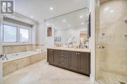 8 Elliotwood Court, Toronto, ON - Indoor Photo Showing Bathroom