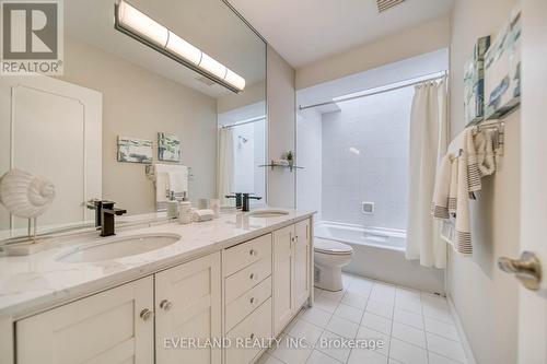 8 Elliotwood Court, Toronto, ON - Indoor Photo Showing Bathroom