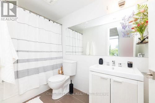 303 - 130 Rusholme Road S, Toronto, ON - Indoor Photo Showing Bathroom