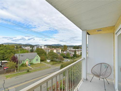 303-380 Brae Rd, Duncan, BC - Outdoor With View With Exterior