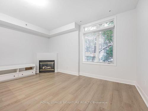 401-415 Jarvis St, Toronto, ON - Indoor With Fireplace