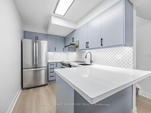 401-415 Jarvis St, Toronto, ON - Indoor Photo Showing Kitchen With Stainless Steel Kitchen With Upgraded Kitchen