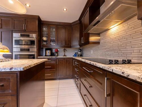 Kitchen - 12325 Rue Maurice-Séguin, Montréal (Rivière-Des-Prairies/Pointe-Aux-Trembles), QC - Indoor Photo Showing Kitchen