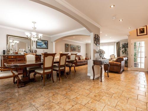 Dining room - 12325 Rue Maurice-Séguin, Montréal (Rivière-Des-Prairies/Pointe-Aux-Trembles), QC - Indoor Photo Showing Dining Room