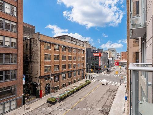 324-30 Nelson St, Toronto, ON - Outdoor