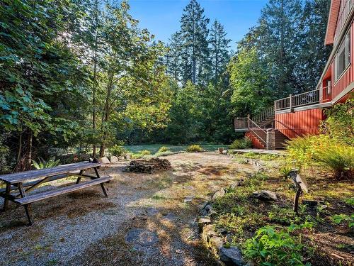 11325 Osprey Pl, North Saanich, BC 