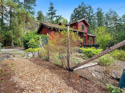 11325 Osprey Pl, North Saanich, BC 