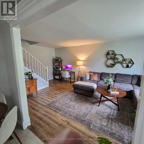 25 - 494 Elgin Street, Cobourg, ON - Indoor Photo Showing Living Room